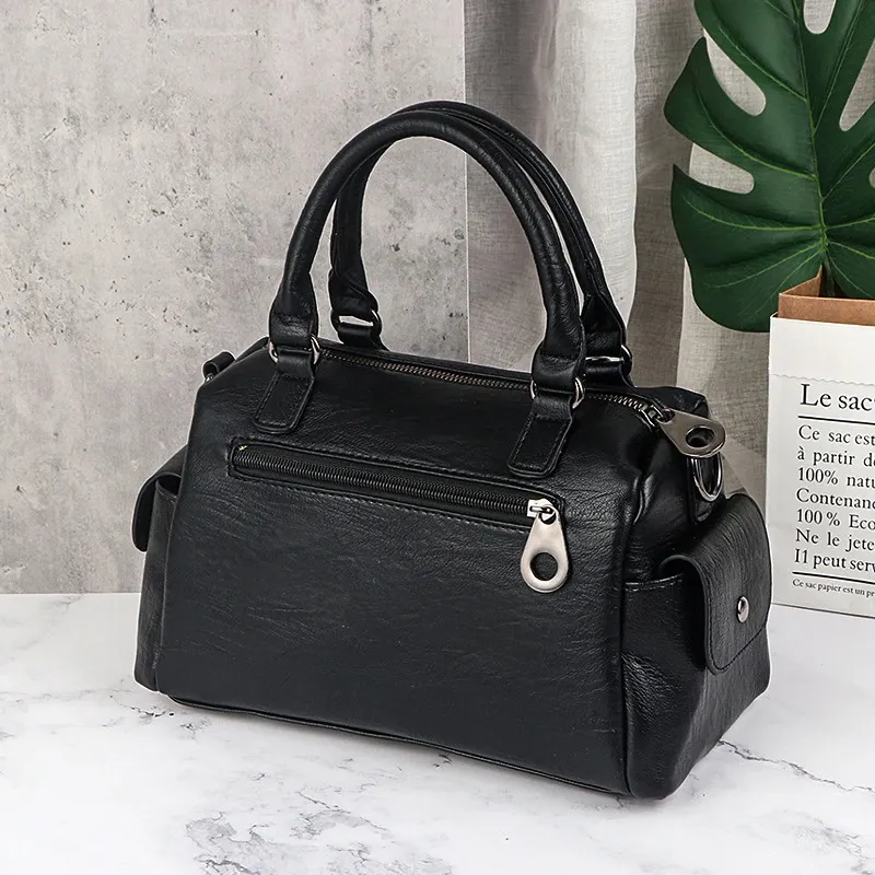 Vintage Women Handbag With Star Pendant / Soft Leather Shoulder Bag / Multi-pocket Top-handle Bag